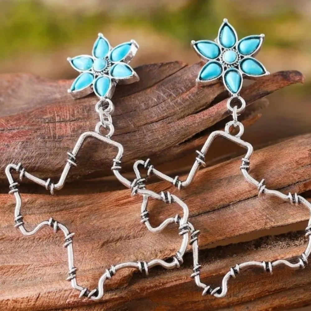 NEW Floral Turquoise and Silver Earrings
